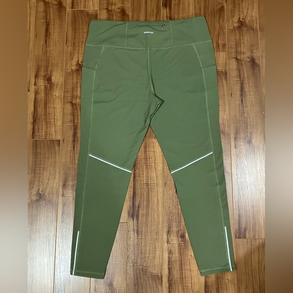 *💜2/20$*NWOT* Push FWD Plus Winter Train Tights - Picture 2 of 5